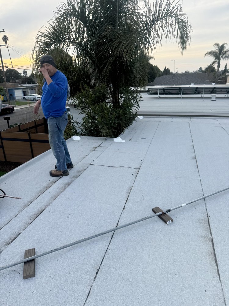 Slide of Barragan Roofing