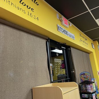 Silvia's Mexican Tacos & Snacks - Interior - Tacos Near Me - Arlington, Texas Silvia's Mexican Tacos & Snacks - Interior - Tacos Near Me - Arlington, Texas