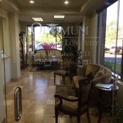 Rocco Gowry, MD - Entry way into the beautiful office