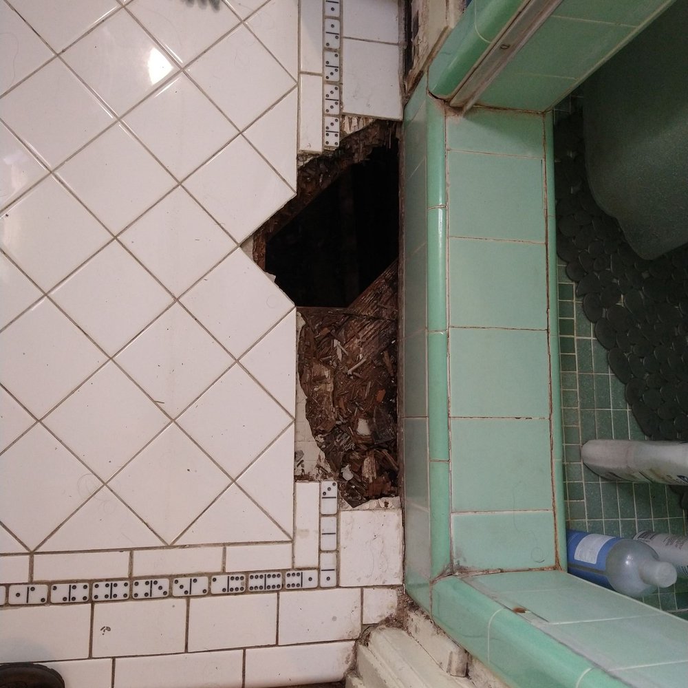 Jorge's Tiling - Broke tiles - Tiling Near Me Jorge's Tiling - Broke tiles - Tiling Near Me