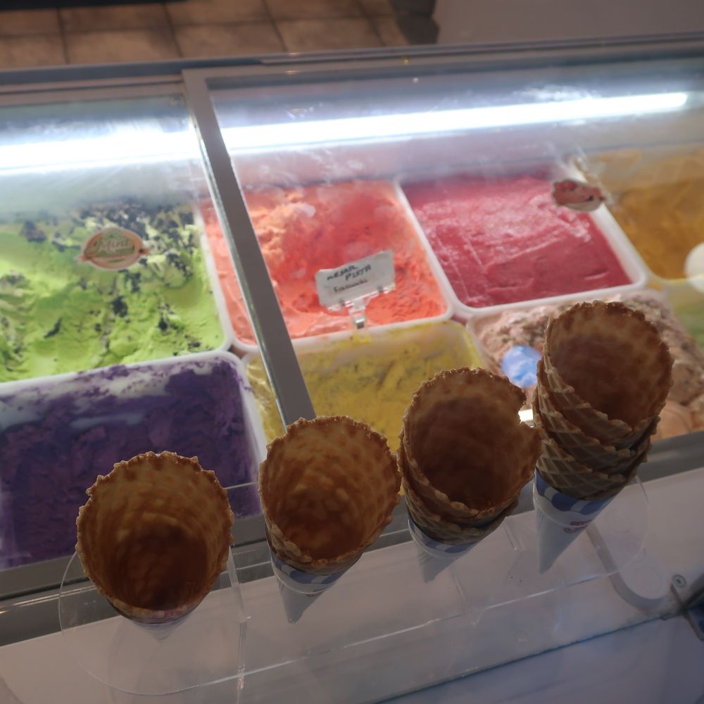 Moti Cafe - La Michoacana ice cream flavors, circa June 2023. - Indian Near Me - Glenview, Illinois Moti Cafe - La Michoacana ice cream flavors, circa June 2023. - Indian Near Me - Glenview, Illinois