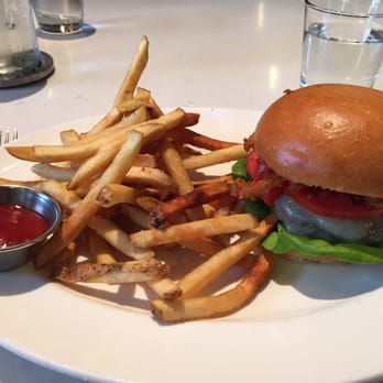 Stella San Jac - Stella burger - New American Near Me - Austin, Texas Stella San Jac - Stella burger - New American Near Me - Austin, Texas