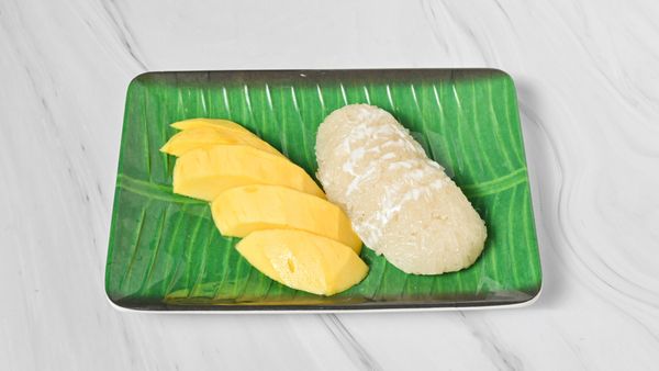 SOI Thai Street Food & Sake Bar by null