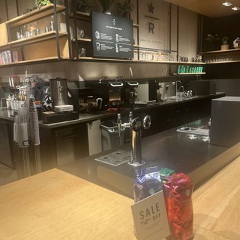 Starbucks - Coffee & Tea Near Me - Los Angeles, California Starbucks - Coffee & Tea Near Me - Los Angeles, California