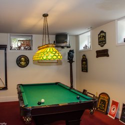Williamsburg Sampler Bed & Breakfast - Billiard/Game Room