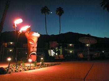 Caliente Tropics Resort - Palm Springs, CA by null