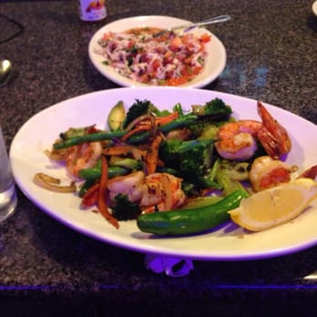 The Windmill - Shrimp fajitas for Lent - Salad Near Me - Soledad, California