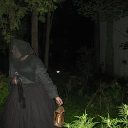 Annie Wiggins Guest House - Annie Wiggins In Character