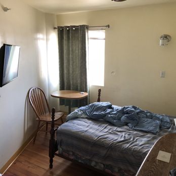 Qupqugiaq Inn - The room. It was ok. Stinky but ok. - Hotels Near Me - Anchorage, Alaska