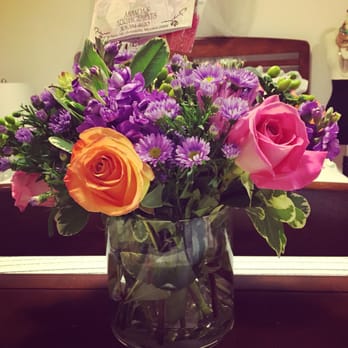Amanda's Arrangements - Flowers from my hubby - Florists Near Me - Burtonsville, Maryland