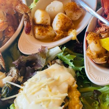Nick's Boathouse - Lighthouse platter - Seafood Near Me - Pensacola, Florida