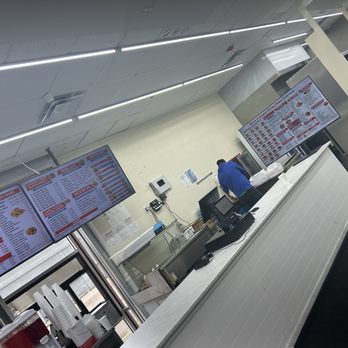 Snappers - Seafood Near Me - Houston, Texas