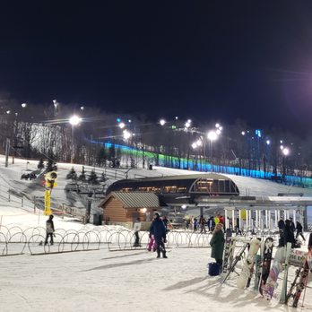 Mount St. Louis Moonstone - Ski Resorts Near Me - Coldwater, Ontario