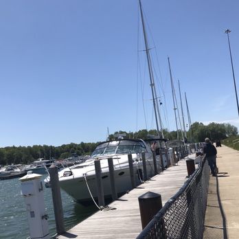 Geneva Marina - Boating Near Me - Geneva, Ohio