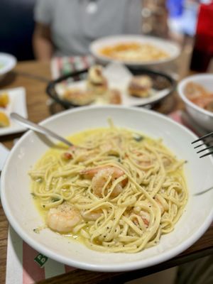Giovanni's Family Italian Restaurant by null
