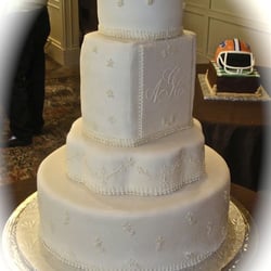 Fondant covered wedding cake