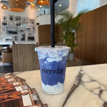 Everyday - Blue Dream Coconut smoothie - Cafes Near Me - Honolulu, Hawaii