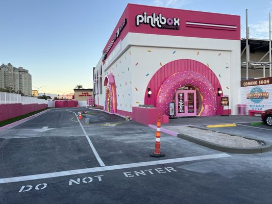 Pinkbox Doughnuts by null