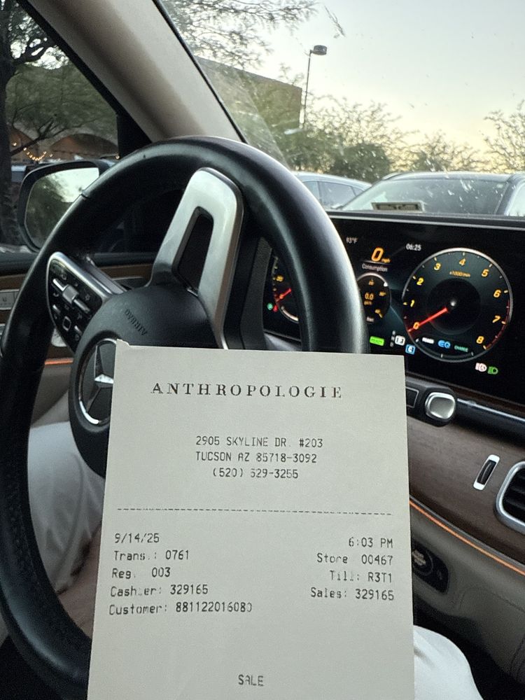 Anthropologie Logo