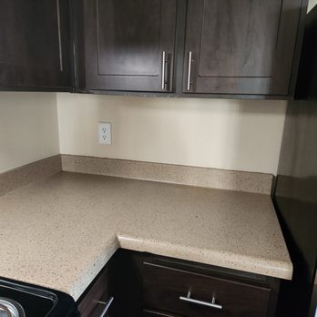 Lakeview Village Apartments - Kitchen - Apartments Near Me - Spring Valley, California