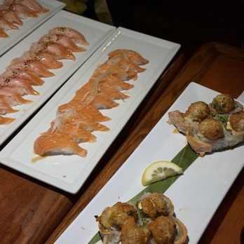 Aikan Sushi & Ramen - Sushi Bars Near Me - Pasadena, California