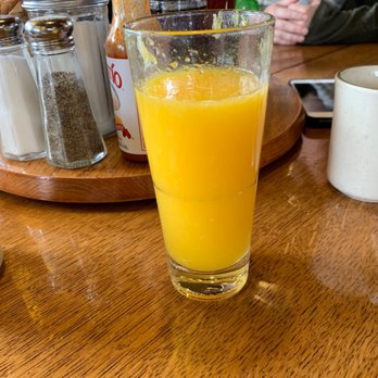 Fred's Coffee Shop - Fresh squeeze orange juice - Coffee & Tea Near Me - Sausalito, California