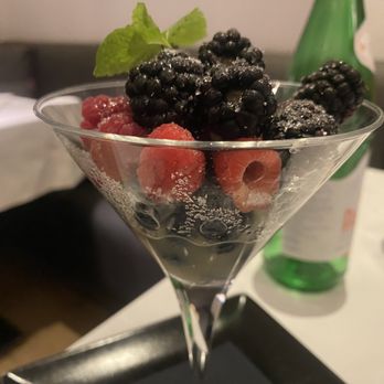 Life - Berries with Sugar and Lemon Juice - Italian Near Me - Rome, RM Life - Berries with Sugar and Lemon Juice - Italian Near Me - Rome, RM