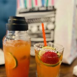 LA RANCHERITA GRILL & TEQUILA BAR - Mango Berry Margarita Shaker and it was YUMMY