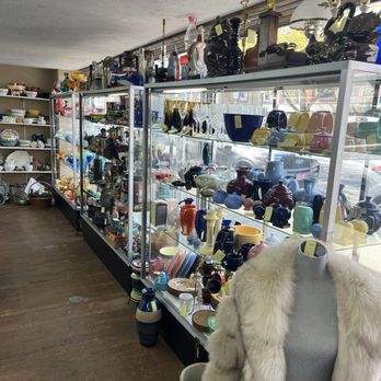 Centralia Square Antique - Antiques Near Me - Centralia, Washington