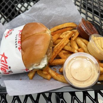 Elite Experience: Killer Burger - Peanut butter pickle no bacon and fries - Yelp Events Near Me - Houston, Texas