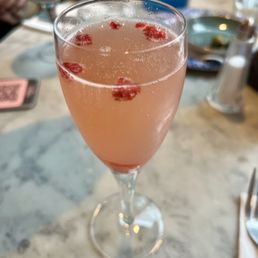 Berry spritzer
