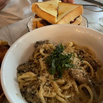 Copper Common - Mushroom pasta - Bars Near Me - Salt Lake City, Utah