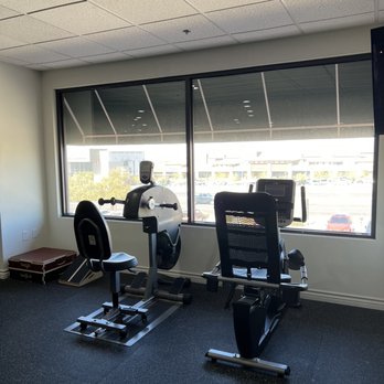 Earnest Physical Therapy - Physical Therapy Near Me - Henderson, Nevada Earnest Physical Therapy - Physical Therapy Near Me - Henderson, Nevada