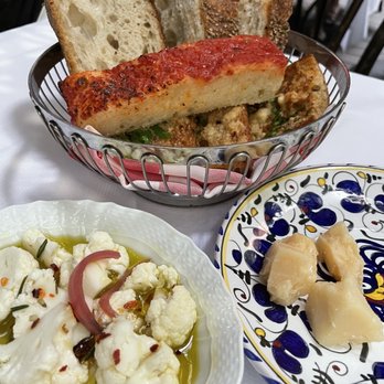 Carbone - Italian Near Me - New York, New York