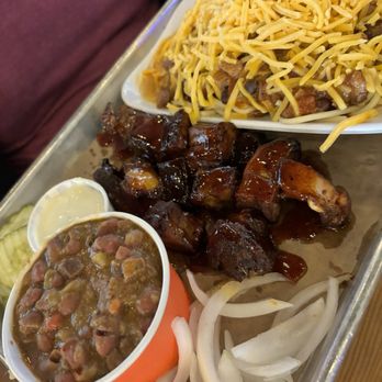 Lucius Q - Visiting from CA. Cute place, great service & music! - Barbeque Near Me - Cincinnati, Ohio Lucius Q - Visiting from CA. Cute place, great service & music! - Barbeque Near Me - Cincinnati, Ohio
