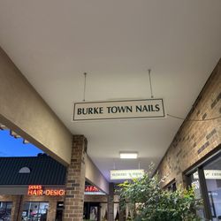 Burke Town Nails