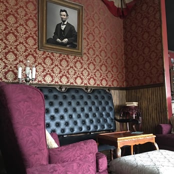1864 Tavern - Hi Abe! - Lounges Near Me - Reno, Nevada