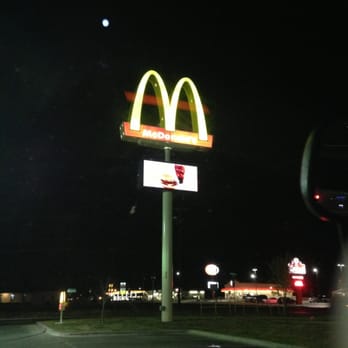 McDonald's - a mcdonald's sign at night - Burgers Near Me - Killeen, Texas McDonald's - a mcdonald's sign at night - Burgers Near Me - Killeen, Texas