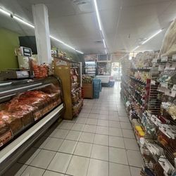 El Calentano - Nice store-fresh food and good selection of mexican products