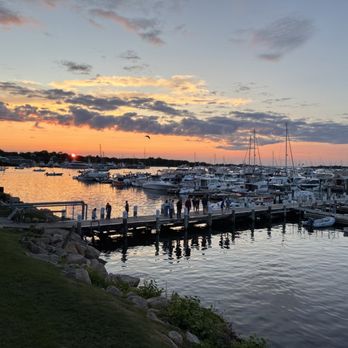 The Oar - Patio views - really the only reason to come here, skip the food. - Seafood Near Me - Block Island, Rhode Island The Oar - Patio views - really the only reason to come here, skip the food. - Seafood Near Me - Block Island, Rhode Island