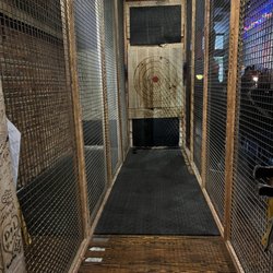 Columbus Axe Throwing - Axe lane