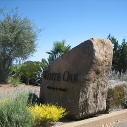 White Oak Vineyards & Winery