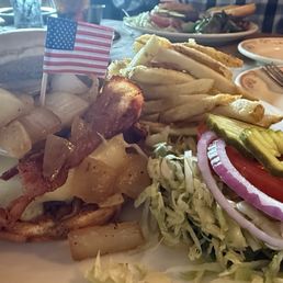 Bison cheeseburger