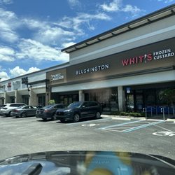 Shoppes at Boca Greens