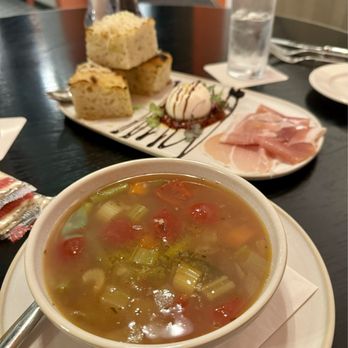 Trattoria del Porto - Magical Dining 2024. Minestrone and fresh bread, burrata, prosciutto. Delicious! - Italian Near Me - Orlando, Florida