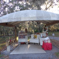 A & M Honeyworks - My self service Honey stand @ 3261 Endsley Rd. Brooksville, Fl