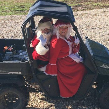 1. Bass Christmas Tree Farm