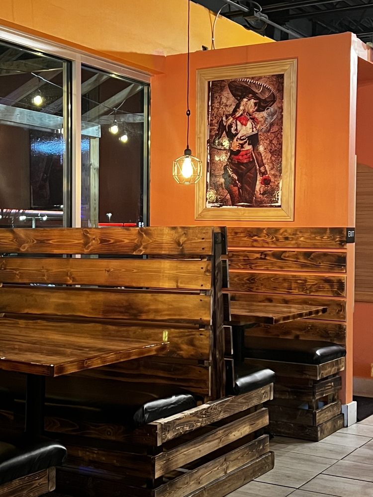 Cinco de mayo Cantina