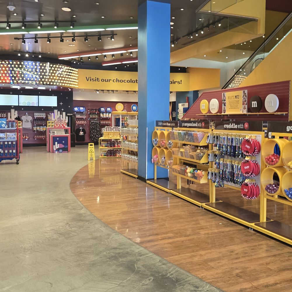 M&M'S World - inside - Chocolatiers & Shops Near Me - Las Vegas, Nevada M&M'S World - inside - Chocolatiers & Shops Near Me - Las Vegas, Nevada