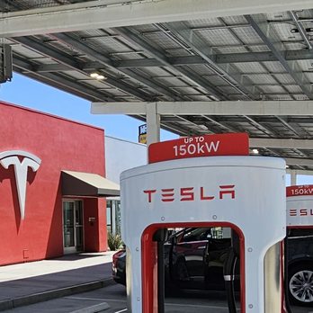 Tesla Supercharger - 150kW superchargers - EV Charging Stations Near Me - Kettleman City, California Tesla Supercharger - 150kW superchargers - EV Charging Stations Near Me - Kettleman City, California
